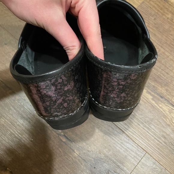 Dansko Clogs size 40 - Picture 6 of 7